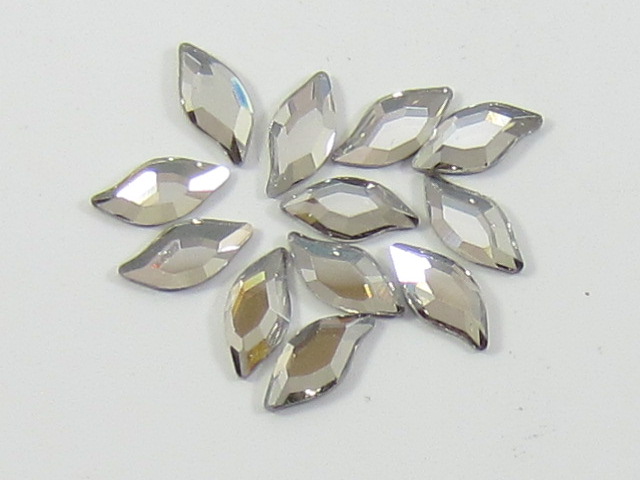 12 pcs. DIAMOND LEAF 10x5mm SILVER SHADE FLATBACK BRILLIANCE Rhinestones